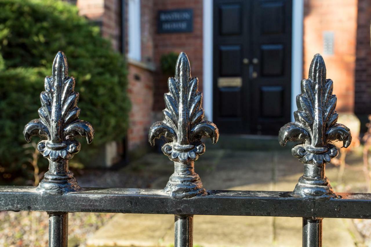 Stylish Apartment Close To Gloucester Quays & Docks Kültér fotó
